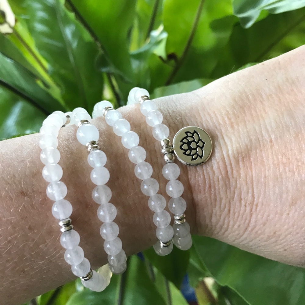 Lotus Quartz Crystal Gemstone necklace/bracelet - Picture 3 of 7
